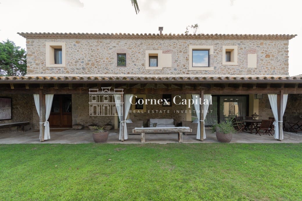 6 bedroom Villa for rent in Pals with pool garage - € 9,950 (Ref: 7703991)