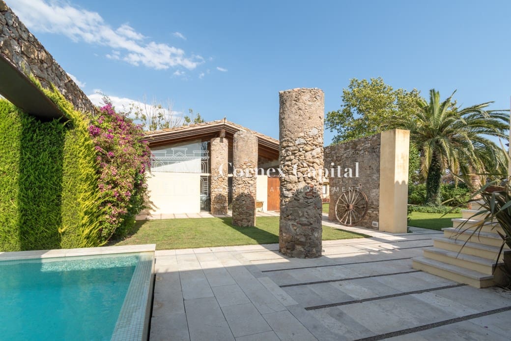 6 bedroom Villa for rent in Pals with pool garage - € 9,950 (Ref: 7703991)