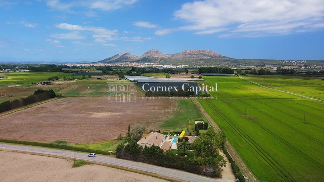 6 bedroom Villa for rent in Pals with pool garage - € 9,950 (Ref: 7703991)