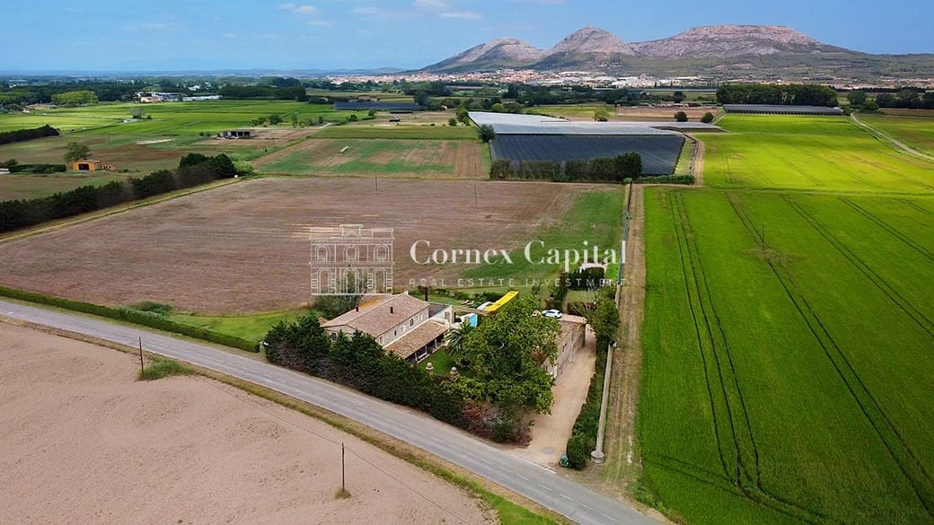 6 bedroom Villa for rent in Pals with pool garage - € 9,950 (Ref: 7703991)