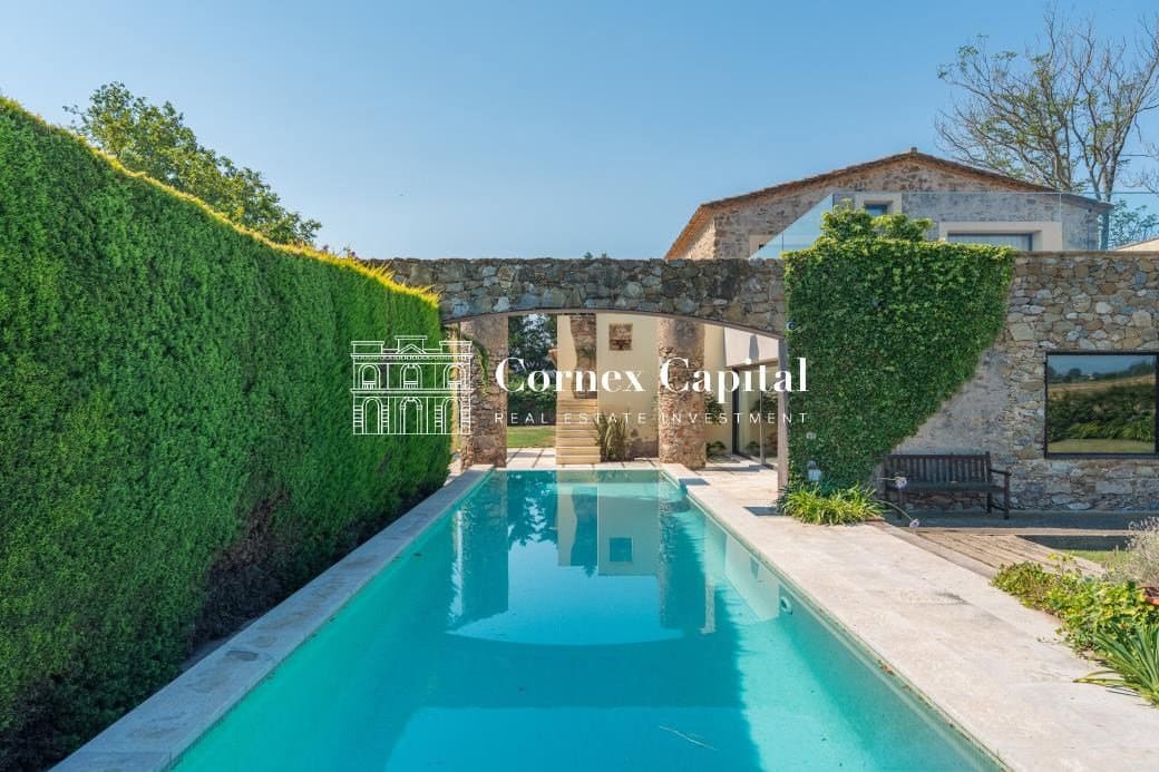 6 Zimmer Villa zu vermieten in Pals mit Pool Garage - 9.950 € (Ref: 7703991)