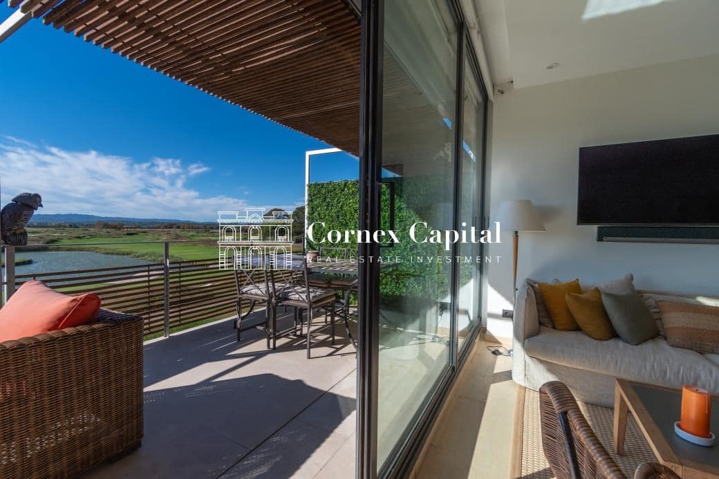 3 soverom Leilighet til salgs i Gualta med svømmebasseng garasje - € 900 000 (Ref: 7890236)