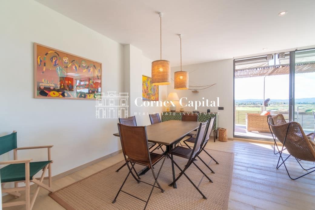 3 soverom Leilighet til salgs i Gualta med svømmebasseng garasje - € 900 000 (Ref: 7890236)