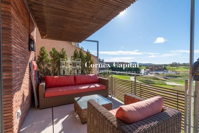 Apartamento de 3 habitaciones en Gualta en venta con piscina garaje - 900.000 € (Ref: 7890236)
