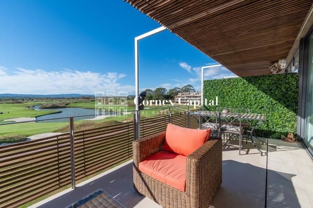 Apartamento de 3 habitaciones en Gualta en venta con piscina garaje - 900.000 € (Ref: 7890236)