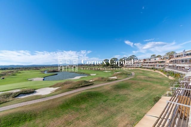 Apartamento de 3 habitaciones en Gualta en venta con piscina garaje - 900.000 € (Ref: 7890236)