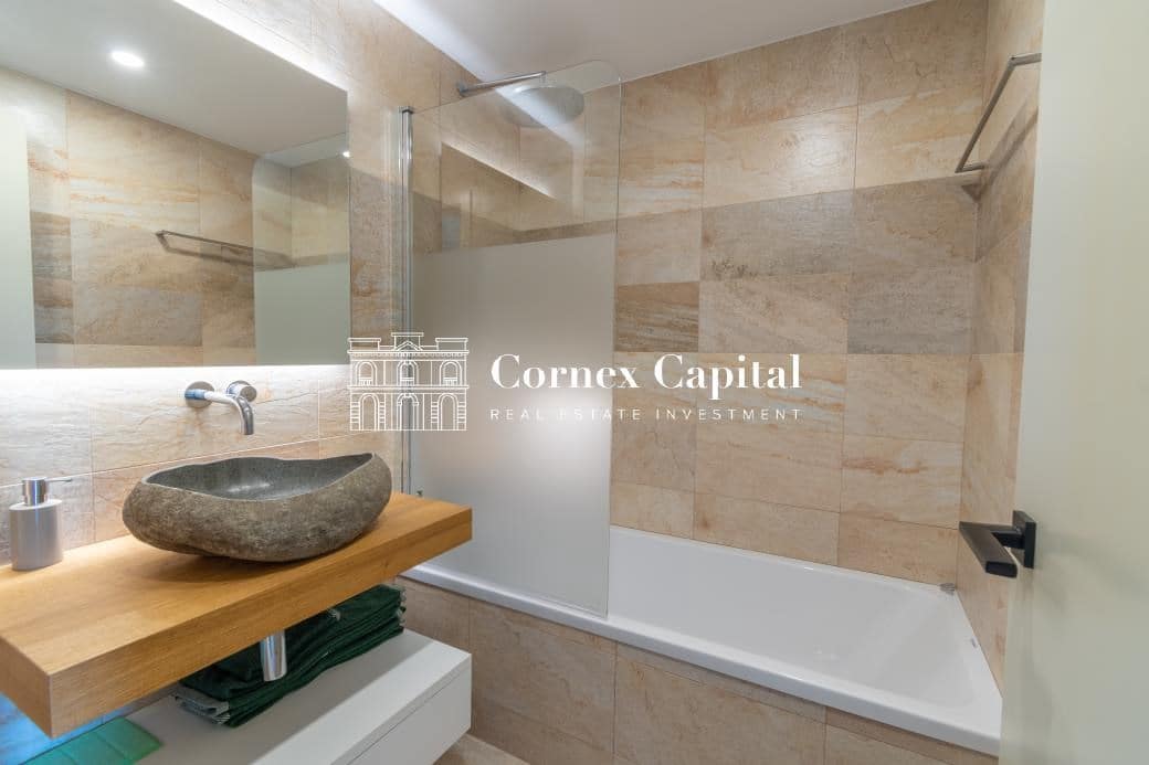 3 soverom Leilighet til salgs i Gualta med svømmebasseng garasje - € 900 000 (Ref: 7890236)