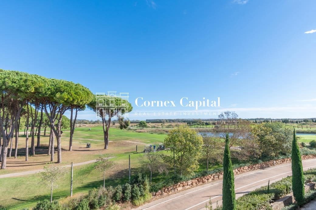 3 soverom Leilighet til salgs i Gualta med svømmebasseng garasje - € 900 000 (Ref: 7890236)