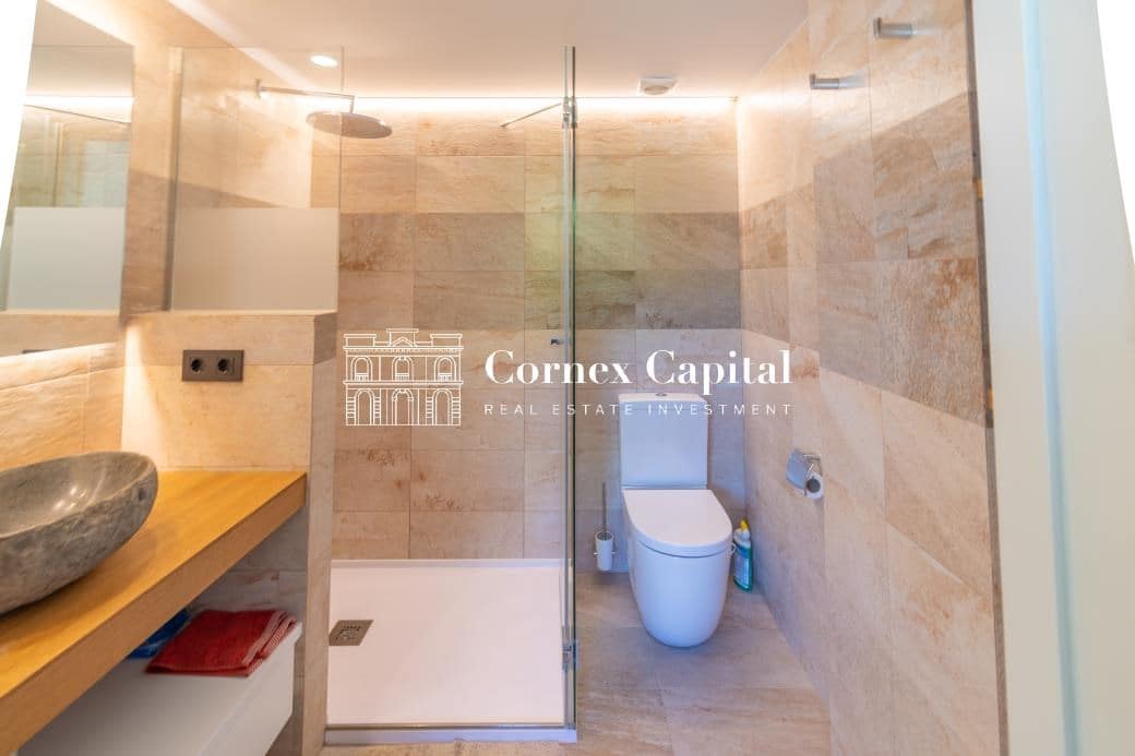 3 soverom Leilighet til salgs i Gualta med svømmebasseng garasje - € 900 000 (Ref: 7890236)