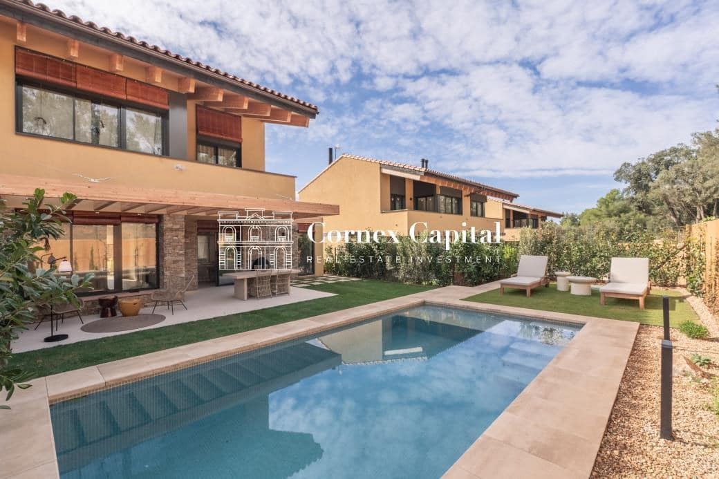 4 chambre Villa/Maison Mitoyenne à vendre à Regencos avec piscine garage - 857 000 € (Ref: 7986671)