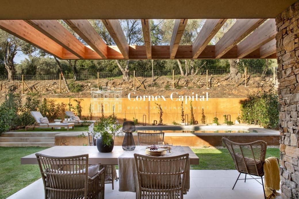 4 chambre Villa/Maison Mitoyenne à vendre à Regencos avec piscine garage - 857 000 € (Ref: 7986671)