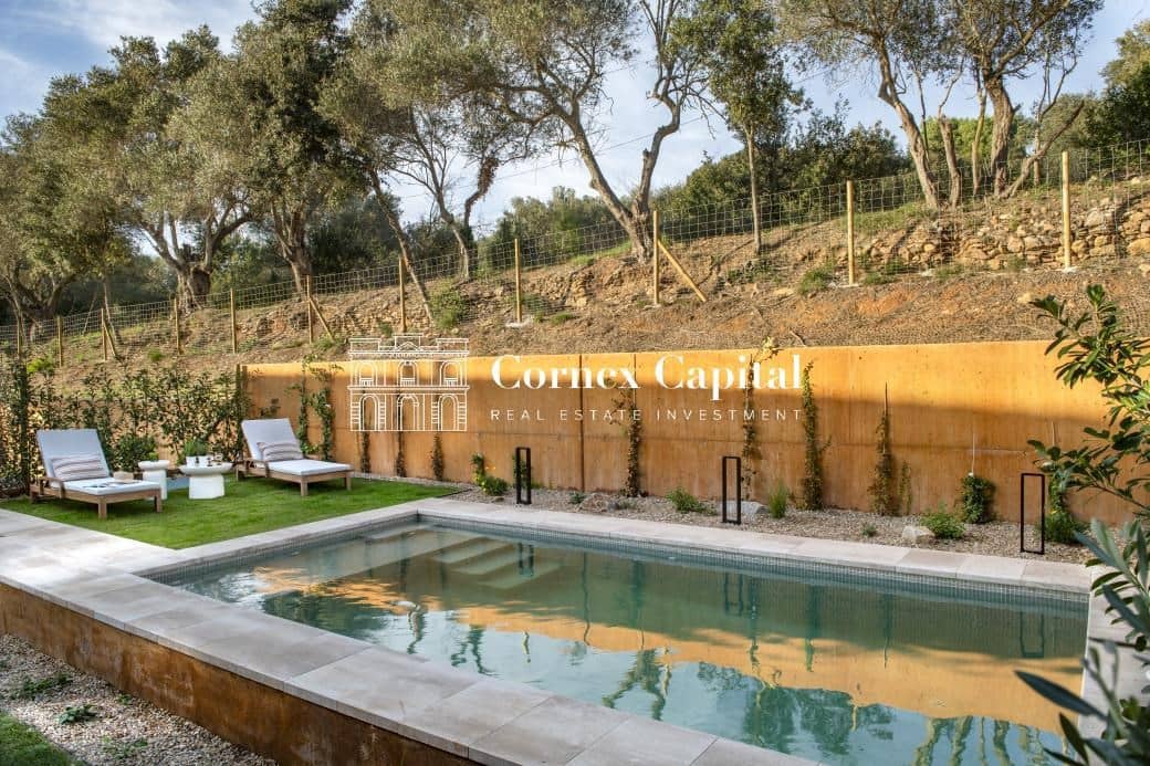 4 chambre Villa/Maison Mitoyenne à vendre à Regencos avec piscine garage - 857 000 € (Ref: 7986671)