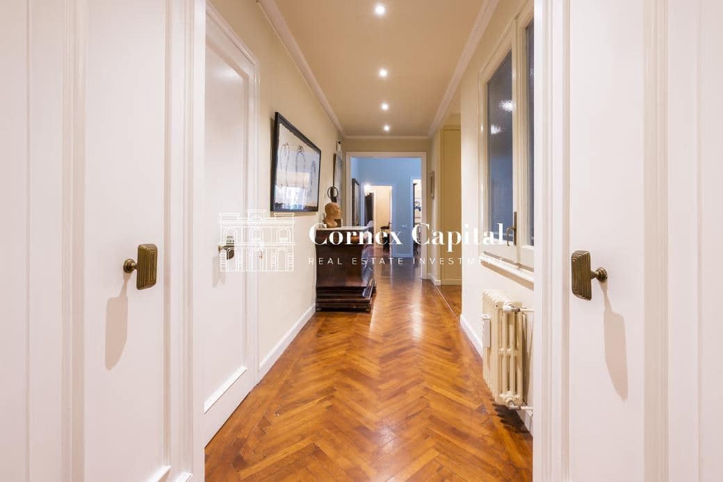 5 soveværelse Lejlighed til salg i Barcelona by med garage - € 2.300.000 (Ref: 7999850)