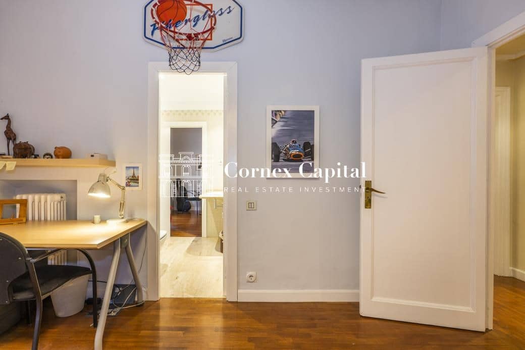 5 soveværelse Lejlighed til salg i Barcelona by med garage - € 2.300.000 (Ref: 7999850)