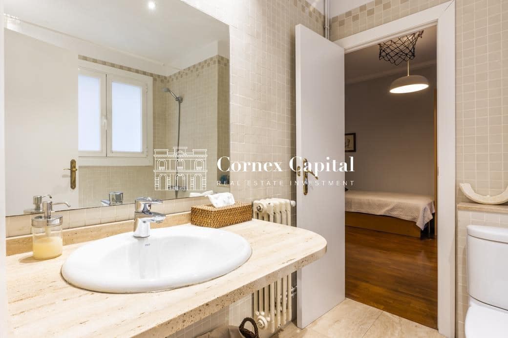 5 soveværelse Lejlighed til salg i Barcelona by med garage - € 2.300.000 (Ref: 7999850)