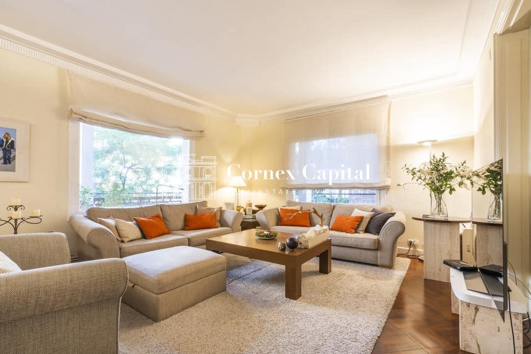 5 soveværelse Lejlighed til salg i Barcelona by med garage - € 2.300.000 (Ref: 7999850)