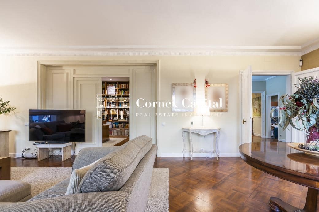 5 soveværelse Lejlighed til salg i Barcelona by med garage - € 2.300.000 (Ref: 7999850)