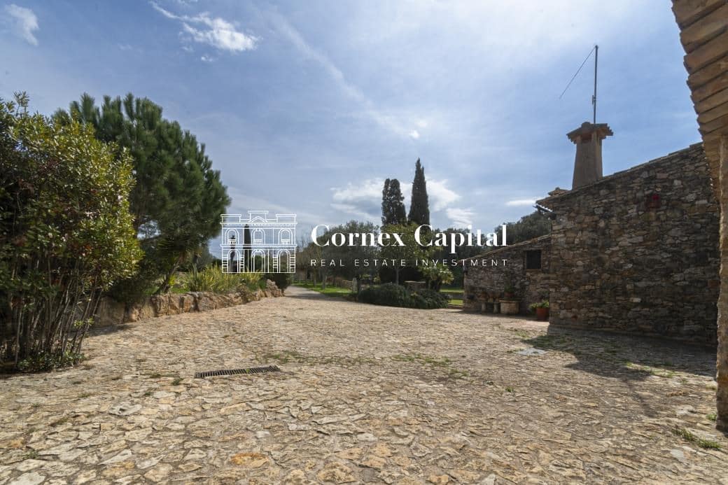 9 bedroom Villa for sale in Begur with pool garage - € 2,100,000 (Ref: 8243649)