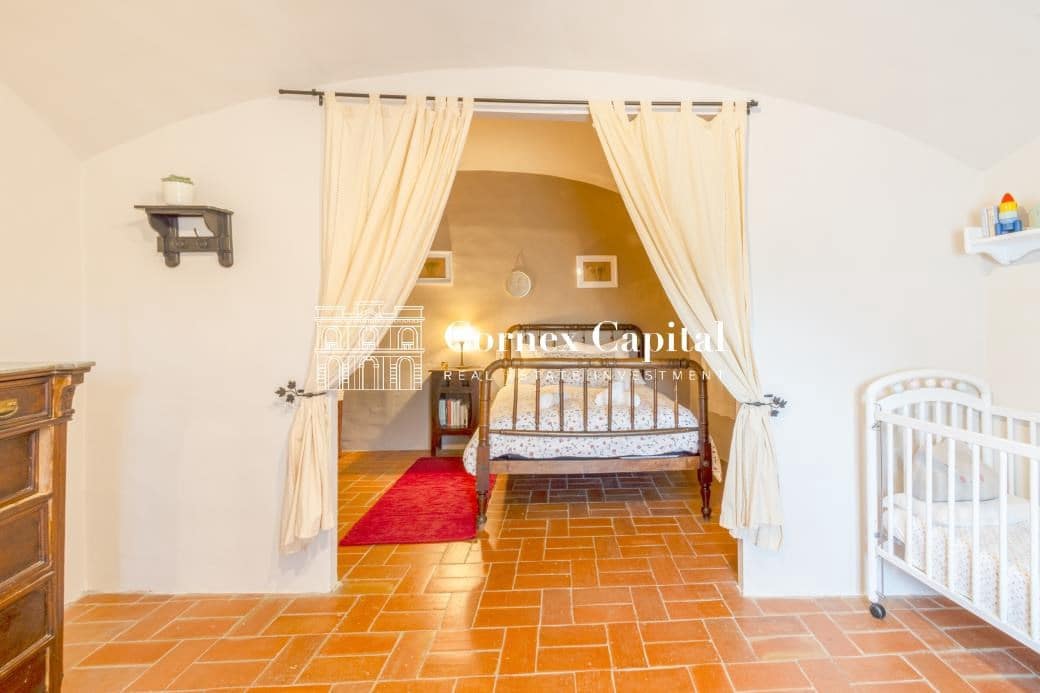 8 soveværelse Finca/Landehus til salg i Rupia med swimmingpool garage - € 1.275.000 (Ref: 8268394)