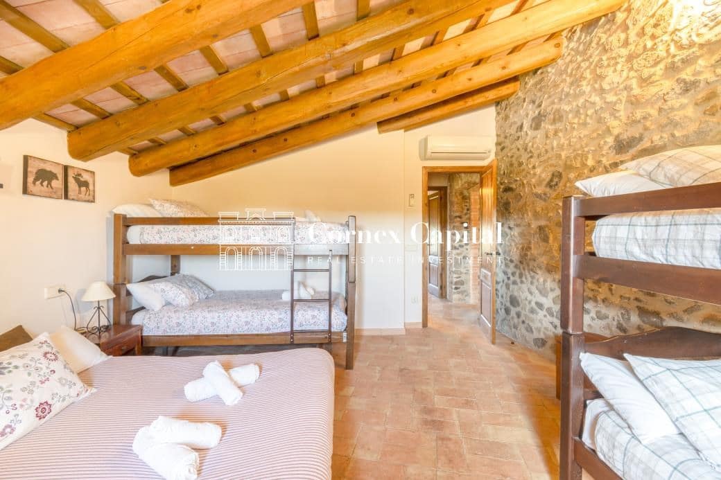 8 soveværelse Finca/Landehus til salg i Rupia med swimmingpool garage - € 1.275.000 (Ref: 8268394)