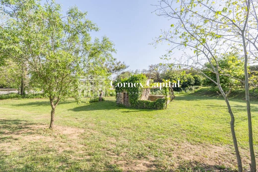 8 soveværelse Finca/Landehus til salg i Rupia med swimmingpool garage - € 1.275.000 (Ref: 8268394)