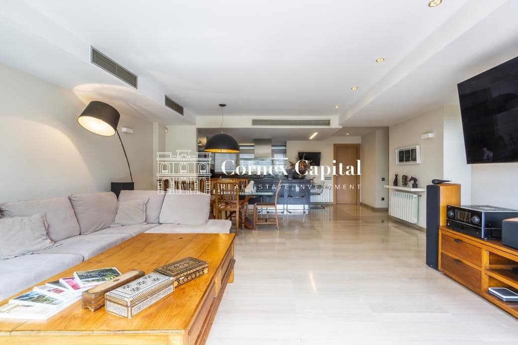 4 slaapkamer Villa te koop in Barcelona stad met garage - € 1.950.000 (Ref: 8284969)