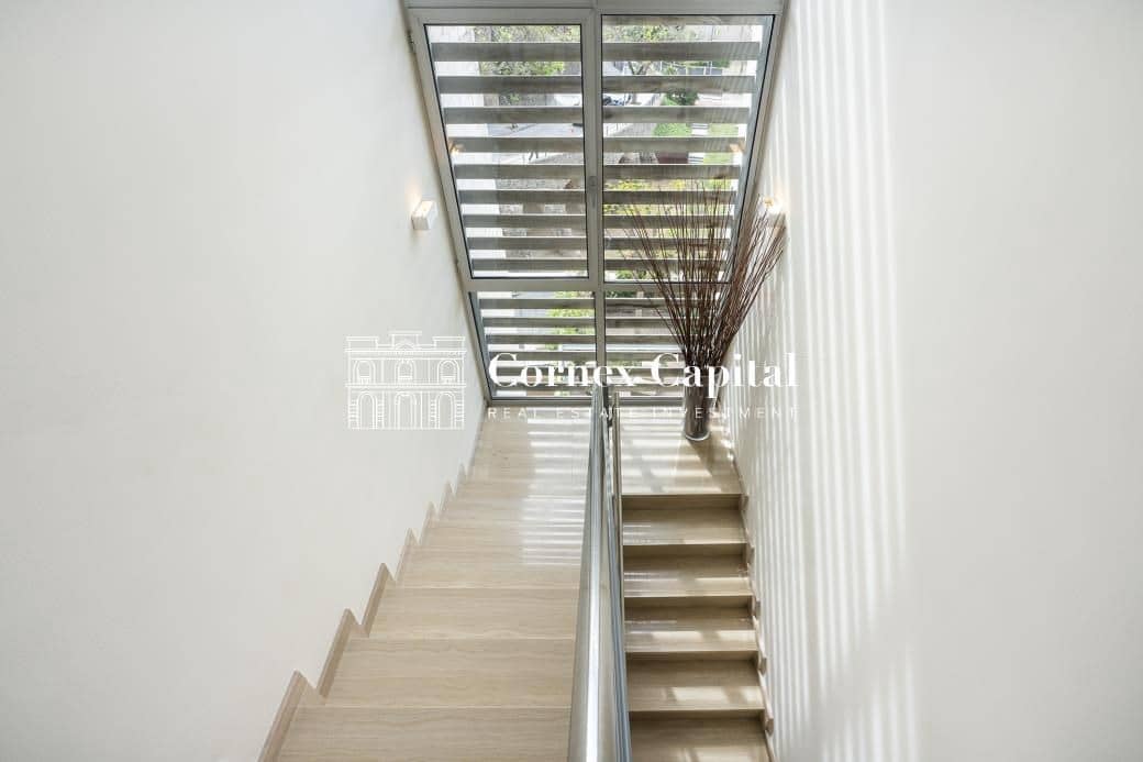 4 slaapkamer Villa te koop in Barcelona stad met garage - € 1.950.000 (Ref: 8284969)