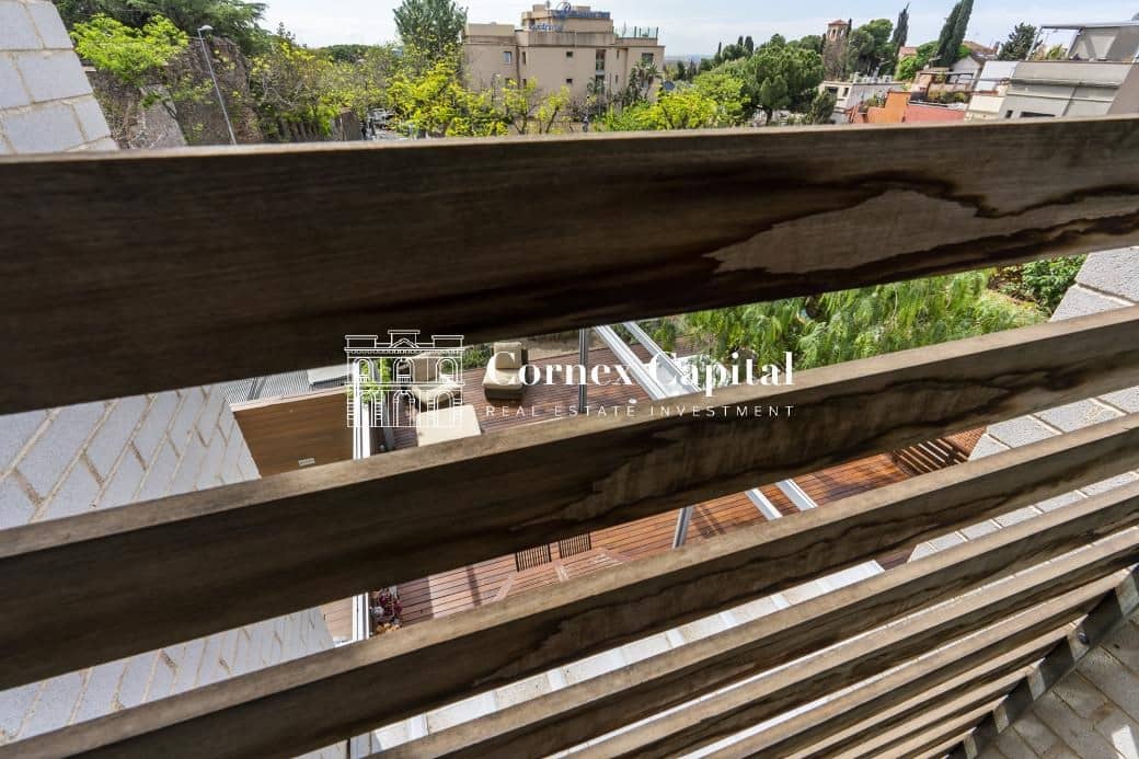 4 slaapkamer Villa te koop in Barcelona stad met garage - € 1.950.000 (Ref: 8284969)