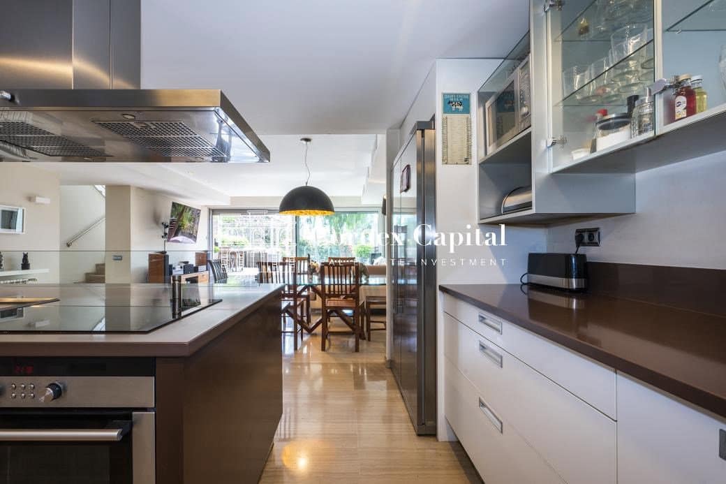 4 camera da letto Villa in vendita in Barcelona citta con garage - 1.840.000 € (Rif: 8284969)