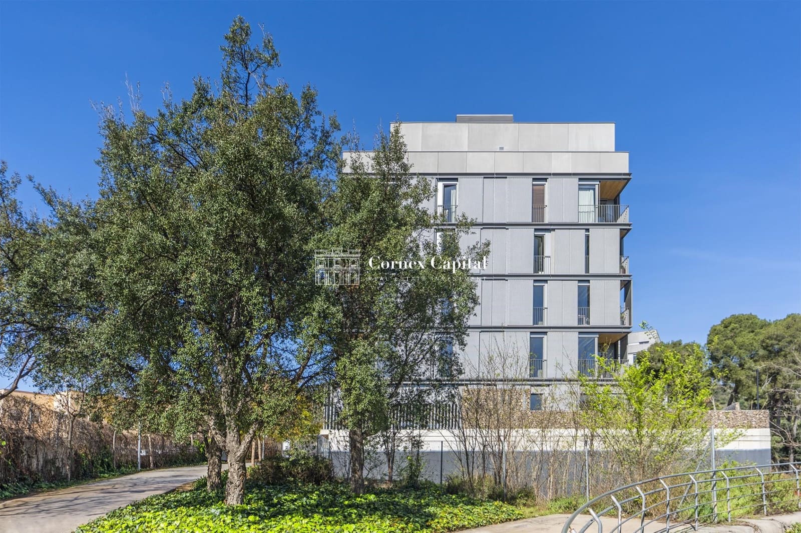 3 quarto Apartamento para arrendar em Barcelona cidade com piscina garagem - 4 950 € (Ref: 8313704)