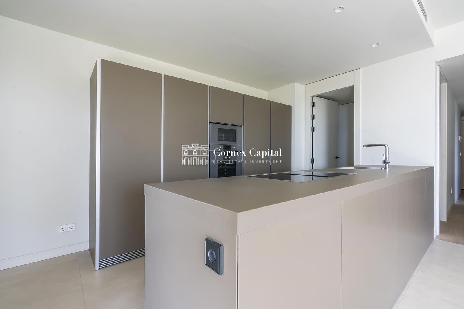 3 sovrum Lägenhet att hyra i Barcelona stad med pool garage - 4 950 € (Ref: 8313705)