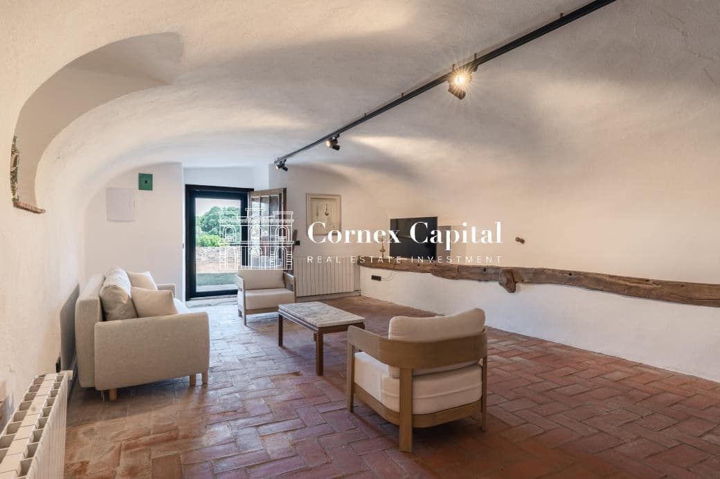 Finca/Maison de Campagne de 8 chambres à louer à Rupia avec piscine garage - 8 000 € (Ref: 8337701)