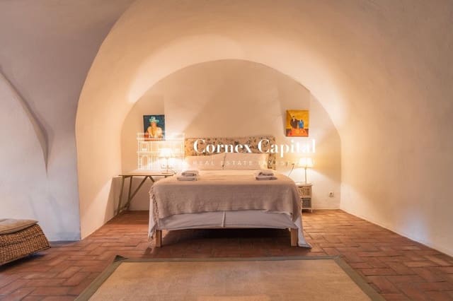 8 soveværelse Finca/Landehus til leje i Rupià med swimmingpool garage - € 8.000 (Ref: 8337701)