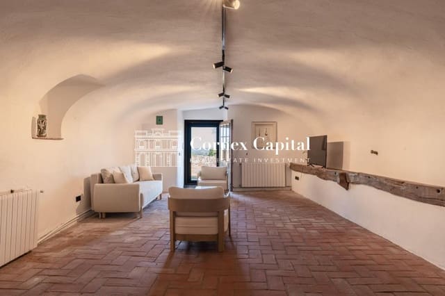 8 soveværelse Finca/Landehus til leje i Rupià med swimmingpool garage - € 8.000 (Ref: 8337701)