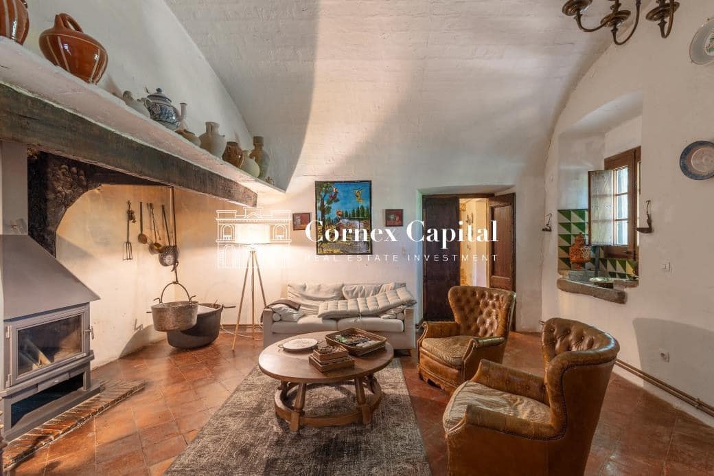 Finca/Maison de Campagne de 8 chambres à louer à Rupia avec piscine garage - 8 000 € (Ref: 8337701)