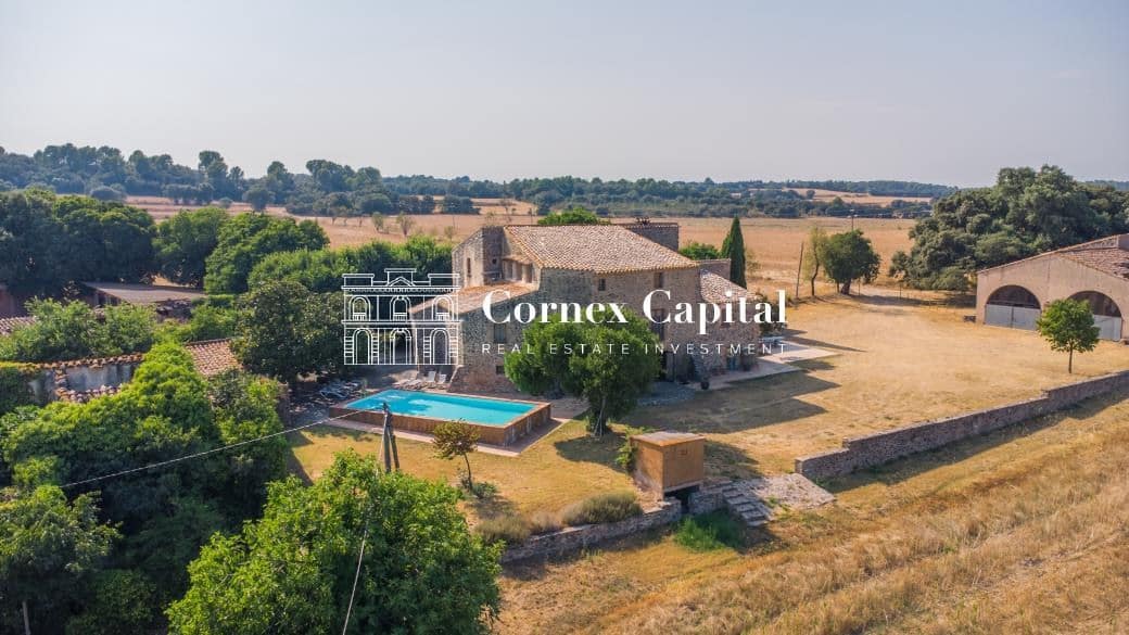 Finca/Maison de Campagne de 8 chambres à louer à Rupia avec piscine garage - 8 000 € (Ref: 8337701)