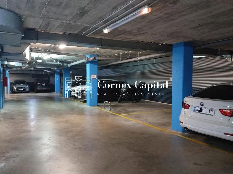 Garage for sale in Barcelona city - € 32,000 (Ref: 8344640)