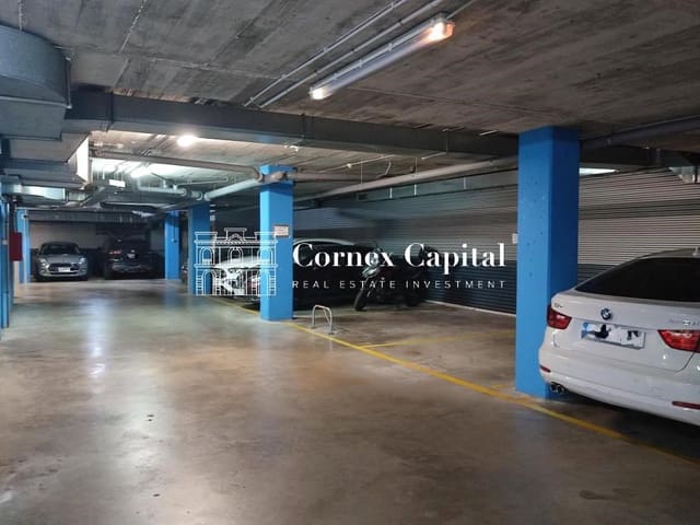 Autotalli myytävänä paikassa El Poblenou, Barcelona kaupunki - 32 000 € (Ref: 8344640)