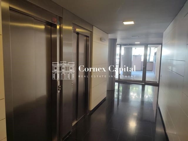 Autotalli myytävänä paikassa El Poblenou, Barcelona kaupunki - 32 000 € (Ref: 8344640)