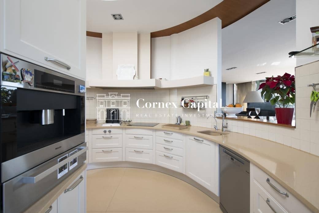 6 soveværelse Villa til salg i Lloret de Mar med swimmingpool garage - € 1.990.000 (Ref: 8363470)