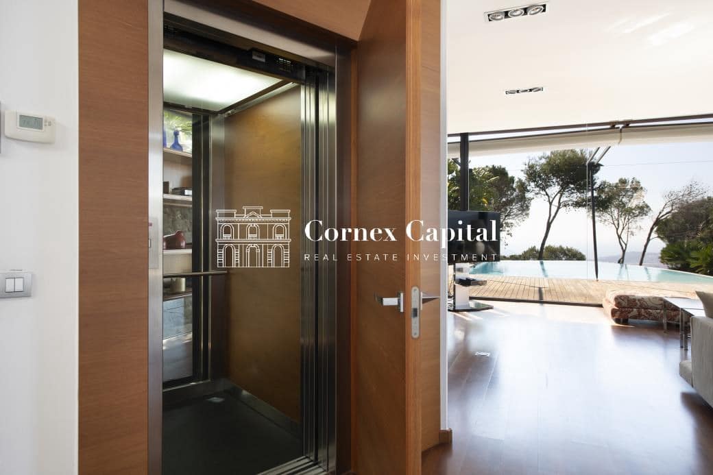 6 soveværelse Villa til salg i Lloret de Mar med swimmingpool garage - € 1.990.000 (Ref: 8363470)