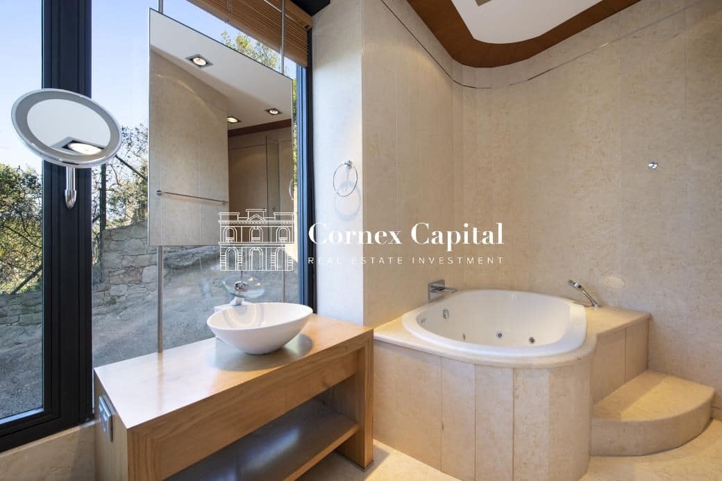 6 soveværelse Villa til salg i Lloret de Mar med swimmingpool garage - € 1.990.000 (Ref: 8363470)