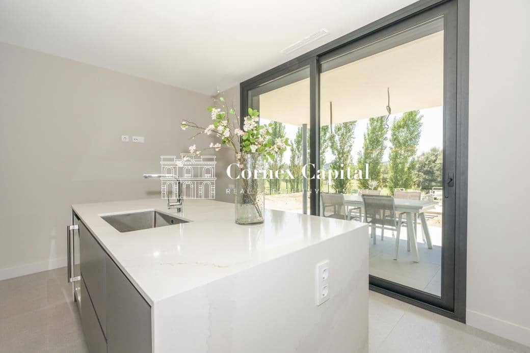 Chalet de 4 habitaciones en La Roca del Vallès en venta con piscina garaje - 1.235.000 € (Ref: 8371250)