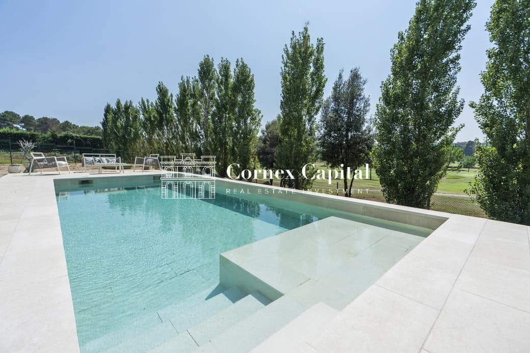 Chalet de 4 habitaciones en La Roca del Vallès en venta con piscina garaje - 1.235.000 € (Ref: 8371250)