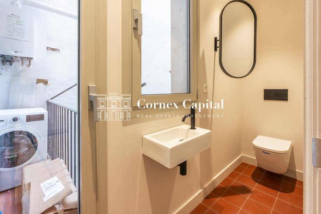 4 soveværelse Lejlighed til salg i Barcelona by - € 1.100.000 (Ref: 8385667)