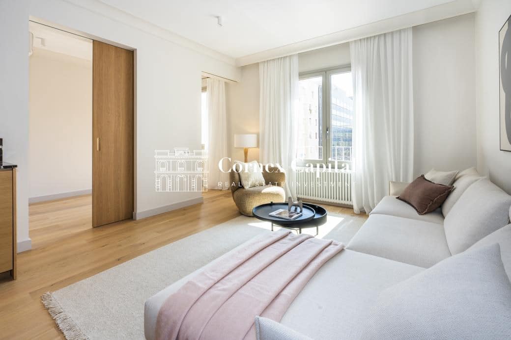 4 soveværelse Lejlighed til salg i Barcelona by - € 1.100.000 (Ref: 8385667)