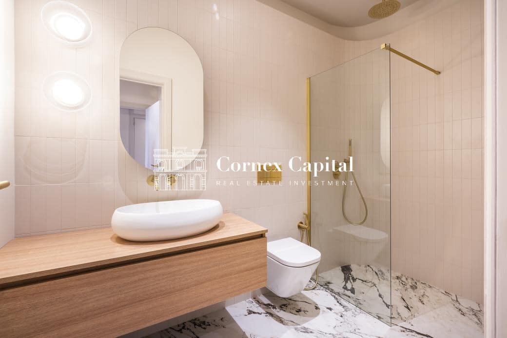 4 soveværelse Lejlighed til salg i Barcelona by - € 1.100.000 (Ref: 8385667)