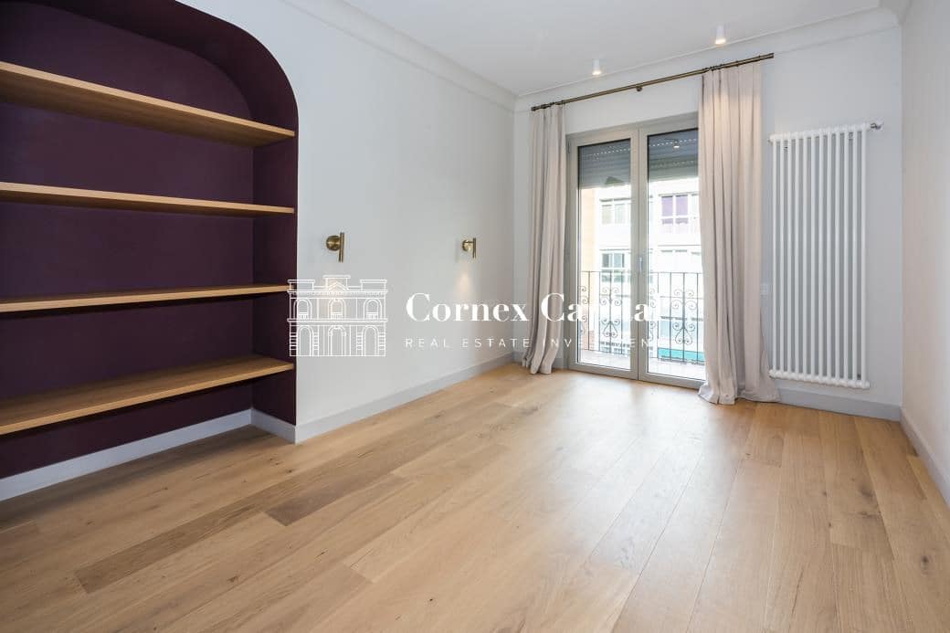 4 soveværelse Lejlighed til salg i Barcelona by - € 1.100.000 (Ref: 8385667)