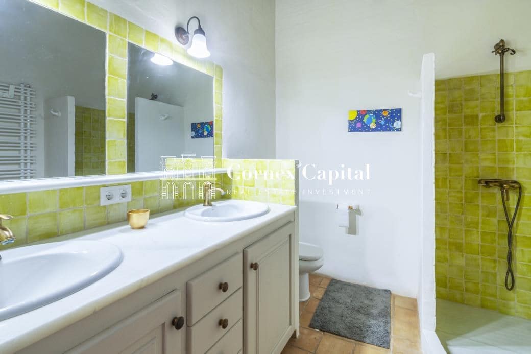 4 soveværelse Byhus til leje i Vilopriu med swimmingpool - € 10.000 (Ref: 8398991)