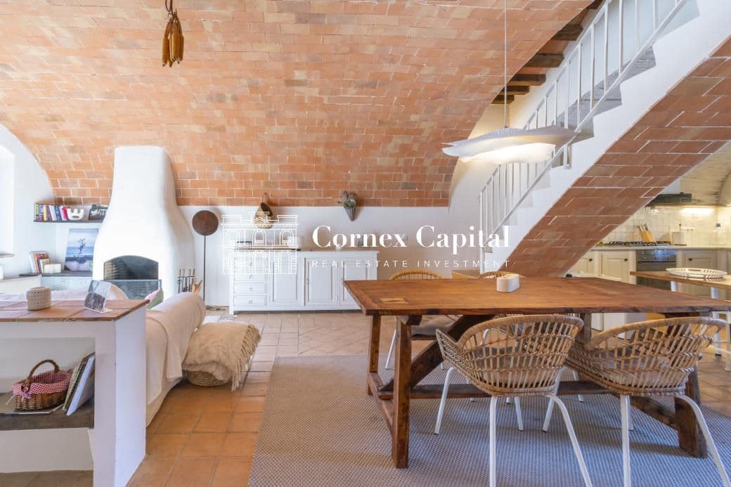 4 soveværelse Byhus til leje i Vilopriu med swimmingpool - € 10.000 (Ref: 8398991)